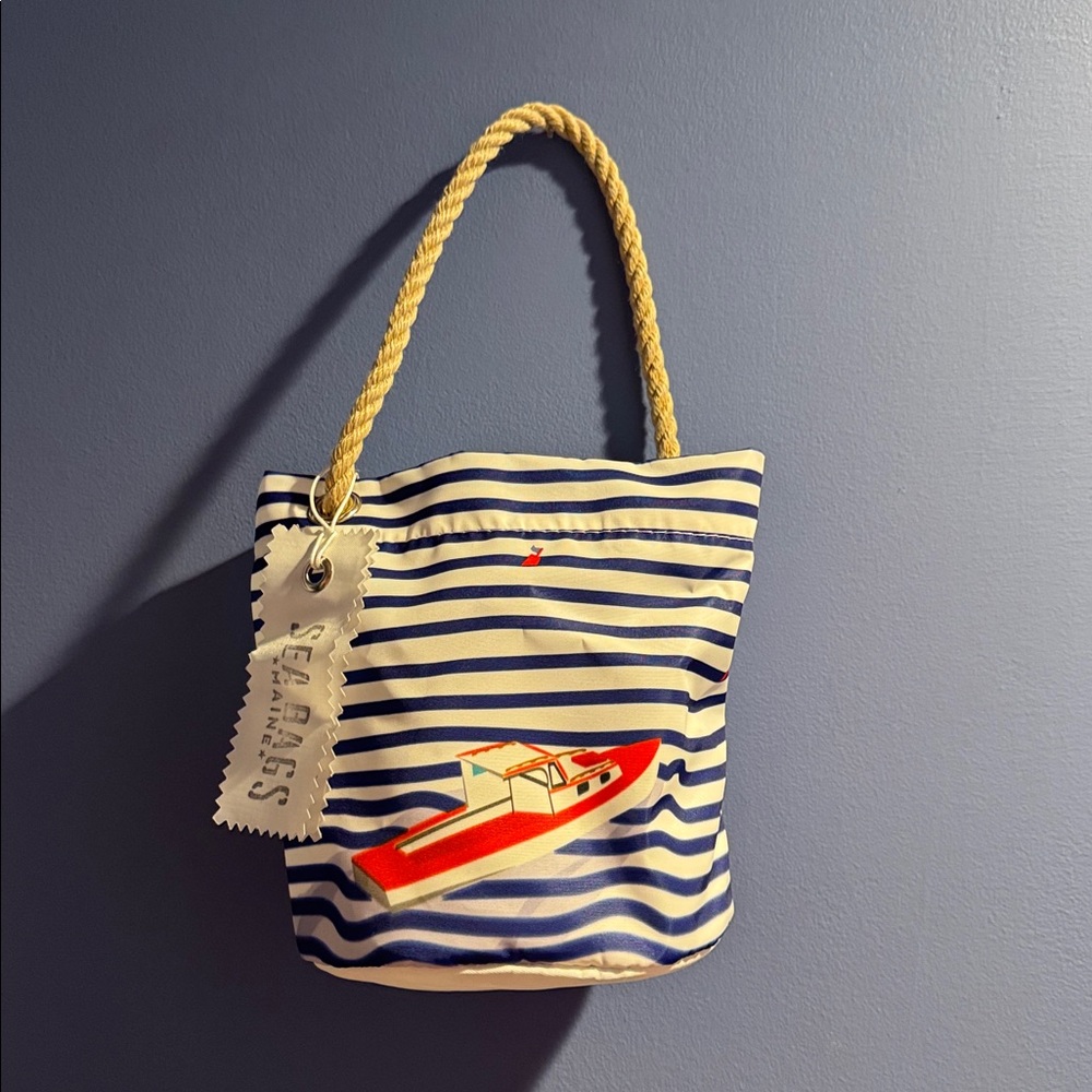 NWT SEABAGS of MAINE Bucket Bag Lobster Boat Nautical Stripe. Recycled, Washable